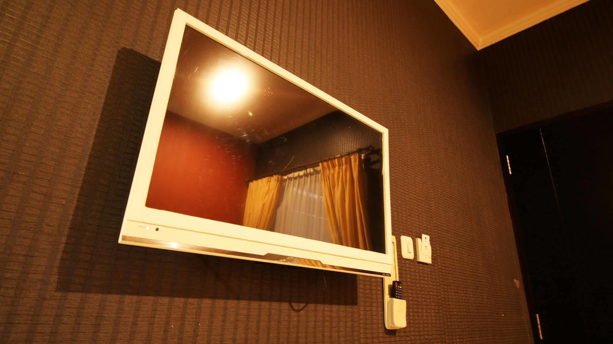 Zen Rooms Grand Hotel Lembang Exterior foto
